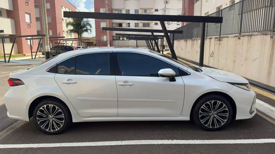 TOYOTA COROLLA 2.0 VVT-IE FLEX ALTIS DIRECT SHIFT